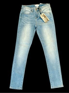 Kendall & Kylie Kontent Mid Rise Skinny Jeans Size 1/2 NWT Light Wash Blue Denim